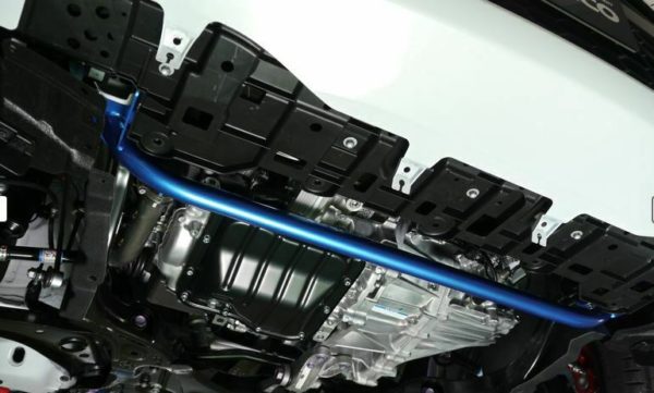 Cusco Power brace vorne Toyota GR Yaris 2020+ Verstrebung unten – Bild 3
