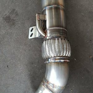 Toyota Supra MK5 Downpipe mit 200 Zeller von ETS - Extreme Turbo