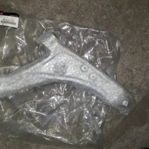 Neuer Querlenker vorne rechts original Mitsubishi für Evo 5+TME