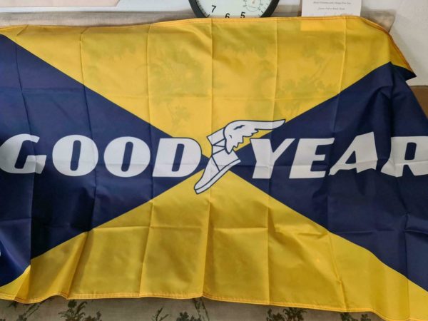 Goodyear Wandfahne 150cm x90cm für Garage Werkstatt Eagle F1