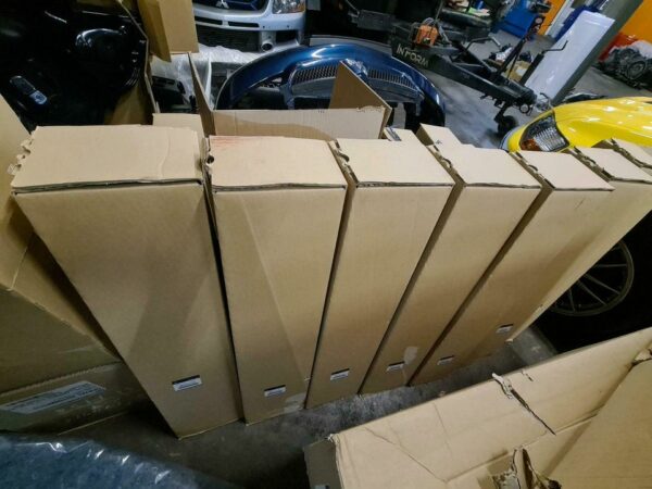 Neuer OEM Alu Kotflügel rechts oder links Mitsubishi Evo 7 8 9 CT