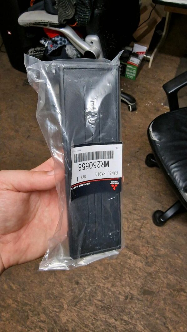 Neues Cover Radio Blende RS Modelle Mitsubishi Evo 5 6 7 8 9