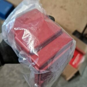 Neue Pluspolabdeckung Kofferraum Batterie Mitsubishi Evo 10 CZ4A