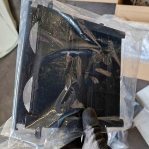Neuer Getränkehalter vorne für Mitsubishi Evo 5 6 CP9A