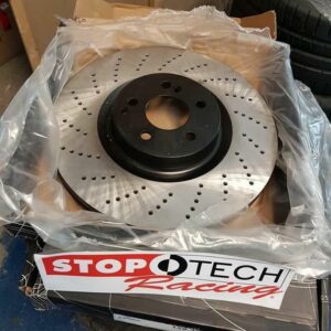 Stoptech Bremsscheiben + Beläge für Mercedes C 63 AMG W204