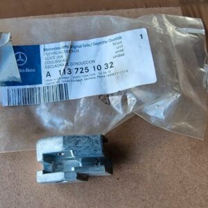 A1137251032 Führungsbacken vorn unten rechts Mercedes W113 NEU