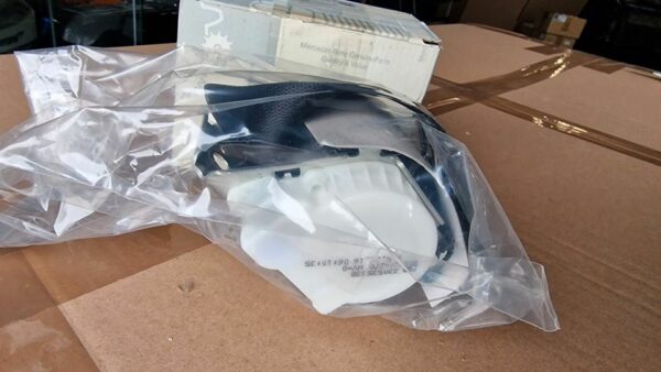 A2058601185 Neuer Sicherheitsgurt hinten Mercedes W205 schwarz – Bild 2
