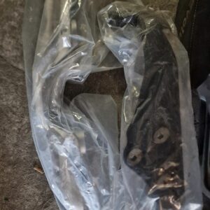 MR554749 + 750 Beide Träger RS Differential Mitsubishi Evo 5-9