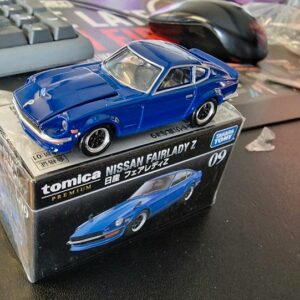 Modellauto Nissan Fairlady Z in 1/64 Tomica