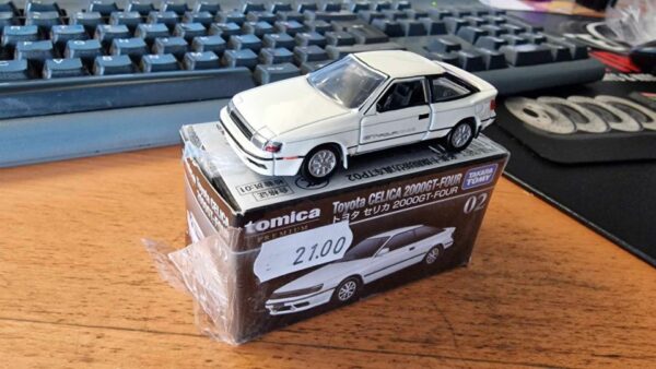 Modellauto Toyota Celica 2000 GT-Four in 1/64 Tomica