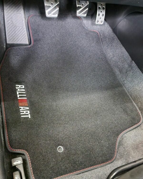 Ralliart Fußmatten LHD für Mitsubishi Evo 7-9 CT9A – Bild 3