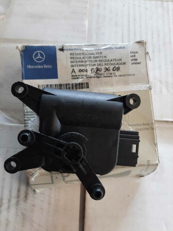 A0008203608 Neuer Schrittmotor Betätigung Heizungsklappen für Mercedes W639