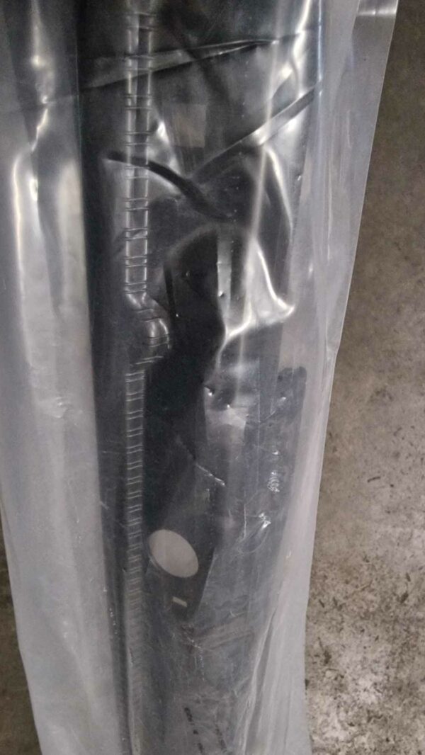 A1296901125 Neue Verkleidung Ladekante Kofferraum Mercedes R129 – Bild 4