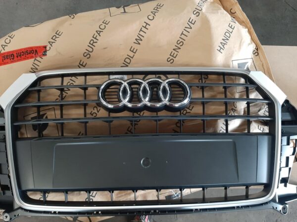 8U0853651M1QP Neuer Audi Q3 8U Kühlergrill steingrau – Bild 4