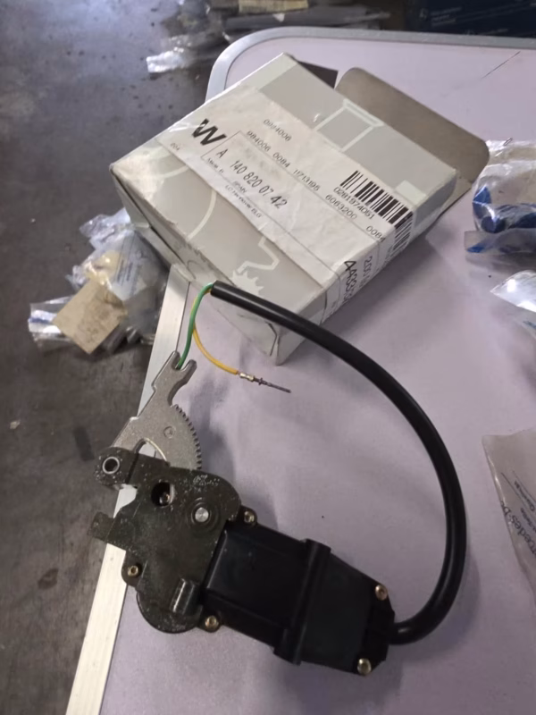 A1408200742 Neuer Elektromotor Sitzlehne links Mercedes W140 – Bild 2