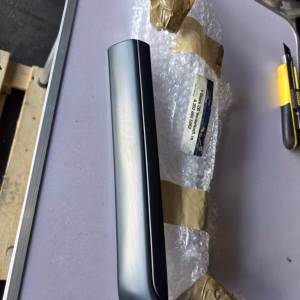 A20269052629999 Neue Zierleiste Kotflügel vorne R Mercedes W202