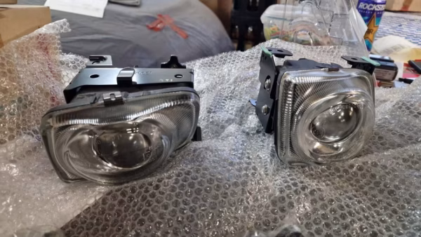 H4510AE020 Neues Nachrüstset Nebelscheinwerfer Subaru Legacy 99+