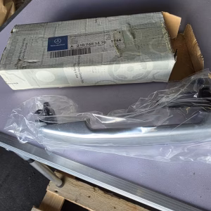 A21076014709744 Neuer Türgriff außen hinten rechts Mercedes W210