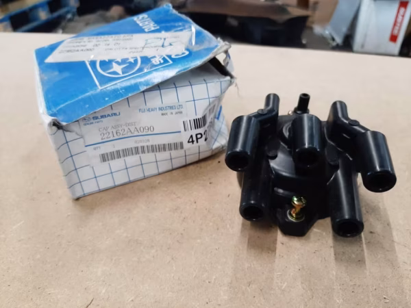 22162AA090 Neue Verteilerkappe Subaru Legacy SW