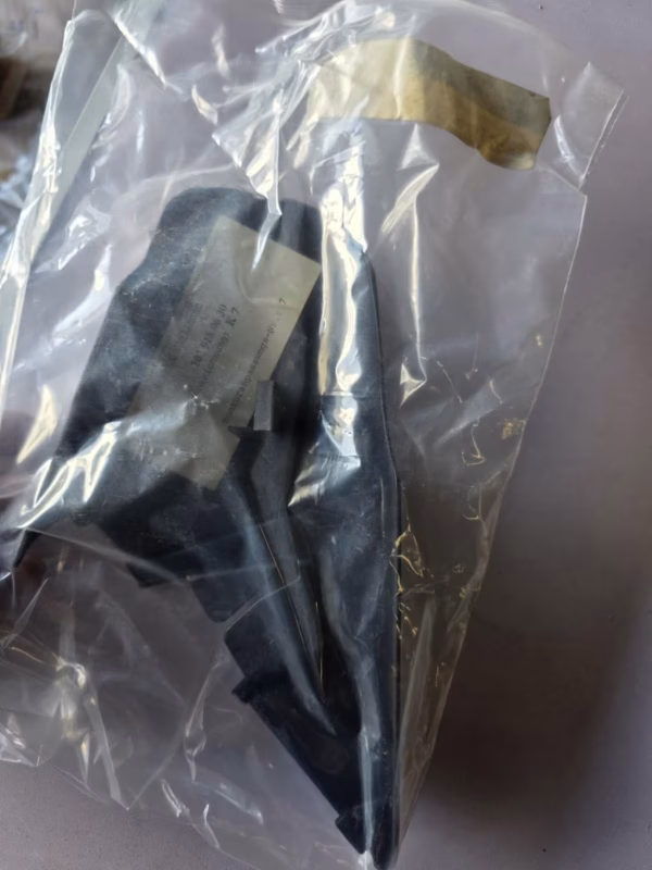 A20291806305076 Neue Verkleidung Fahrersitz Mercedes W202 rechts – Bild 2