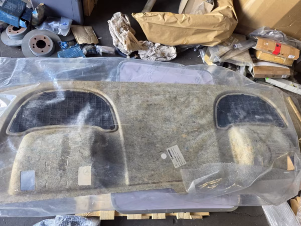 A21069012498G31 Neue Hutablage Mercedes W210 Limousine – Bild 2