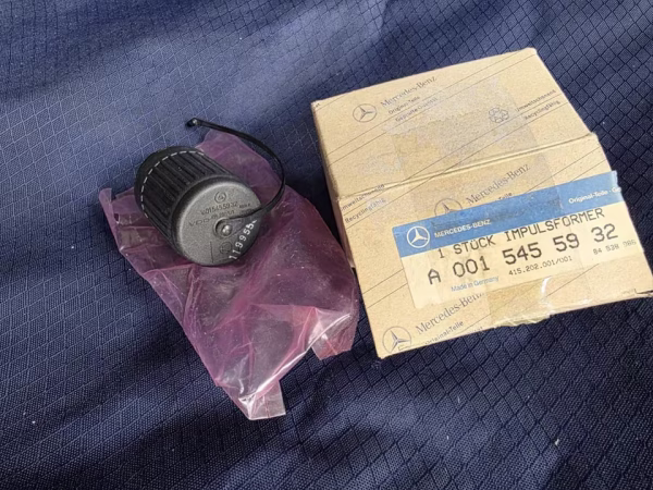 A0015455932 Neuer Impulsformer Mercedes W116 W123 W124 W201
