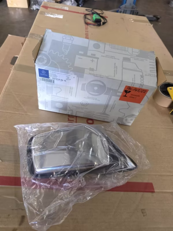 A1238104616 Neuer elektrischer Spiegel rechts Mercedes W123