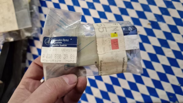 A2108203989 Neuer Antennenverstärker Mercedes W210 Amplifier