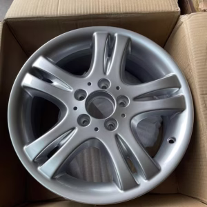 A2034011902 Neue Mercedes Alufelge 7Jx16 ET37