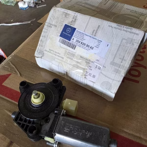 A2038202942 Neuer Fensterhebermotor hinten rechts Mercedes W203