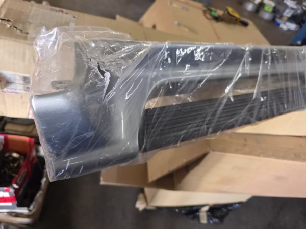 MR784438 Neue Trittleiste Seitenschweller Mitsubishi Pajero Sport – Bild 3