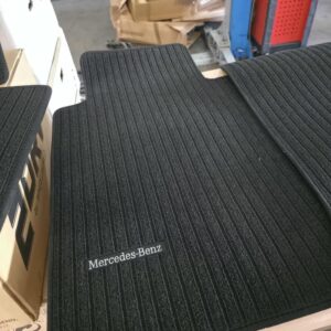 Original Mercedes Fußmatten Ripsmatten Satz v+h Mercedes W124