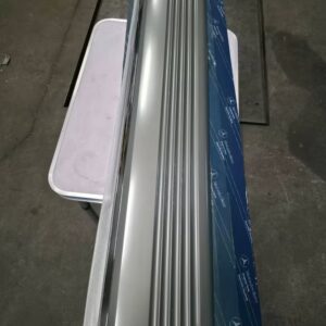 A12669023407175 Neues Beplankung vorne links Mercedes W126