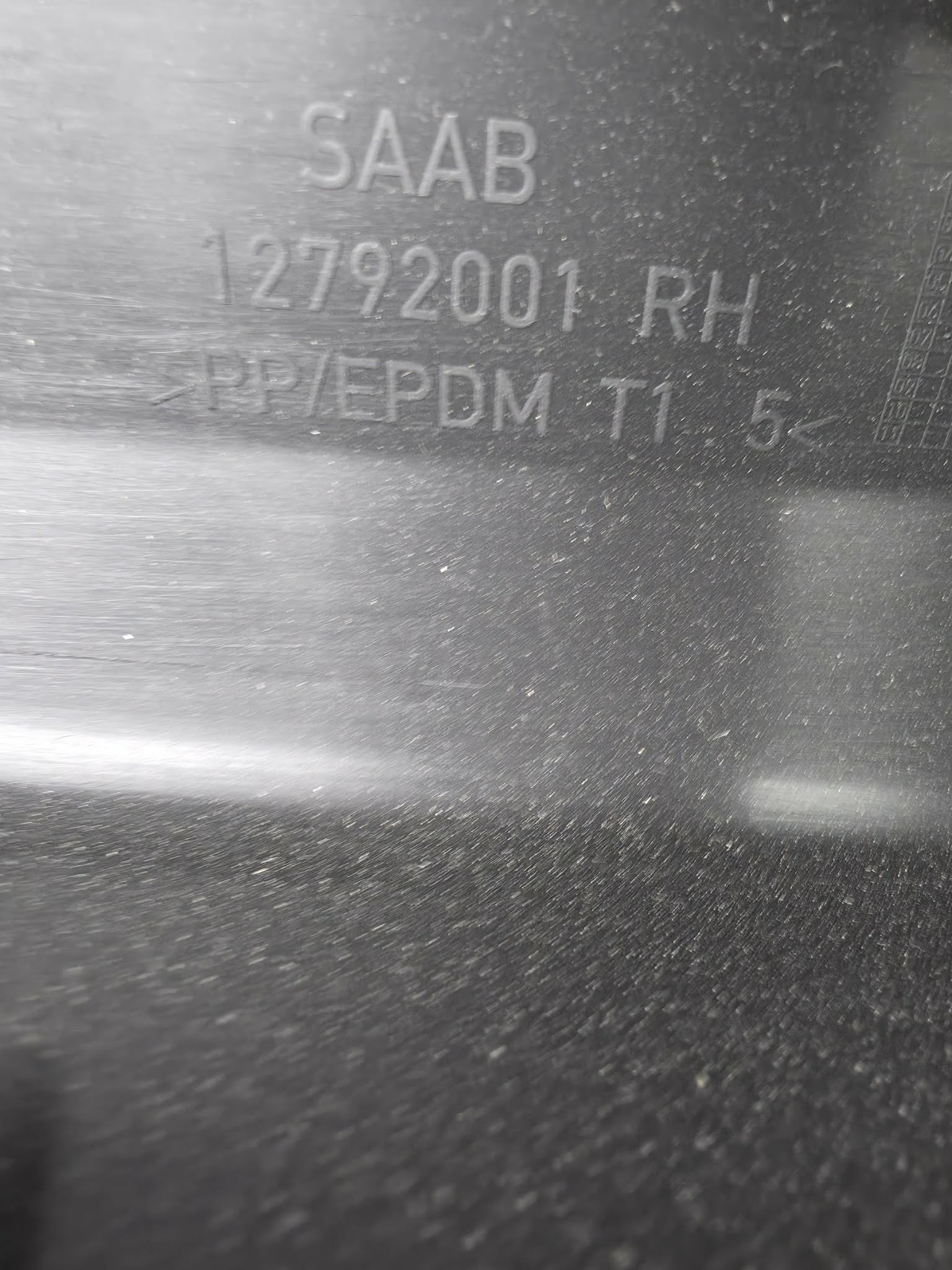 12792001 Neue Schwellerverkleidung rechts SAAB 9-3 NOS 12800622 – Bild 4